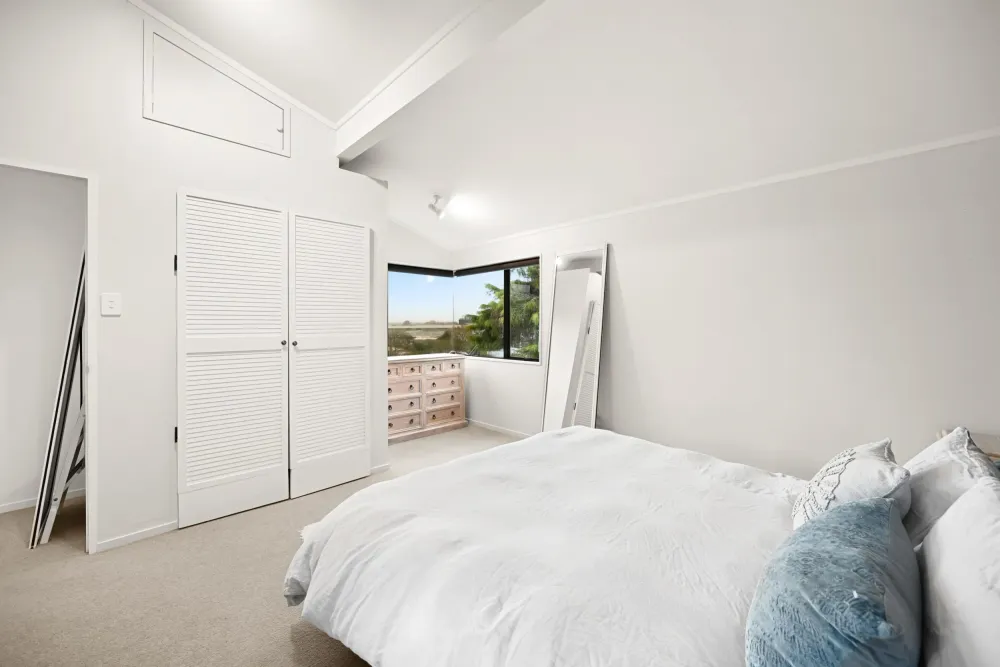 Photos of 135C Mahoe Street