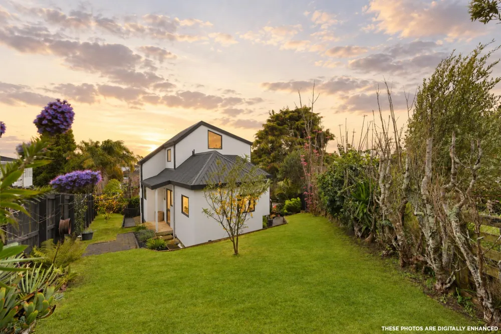 Photos of 135C Mahoe Street