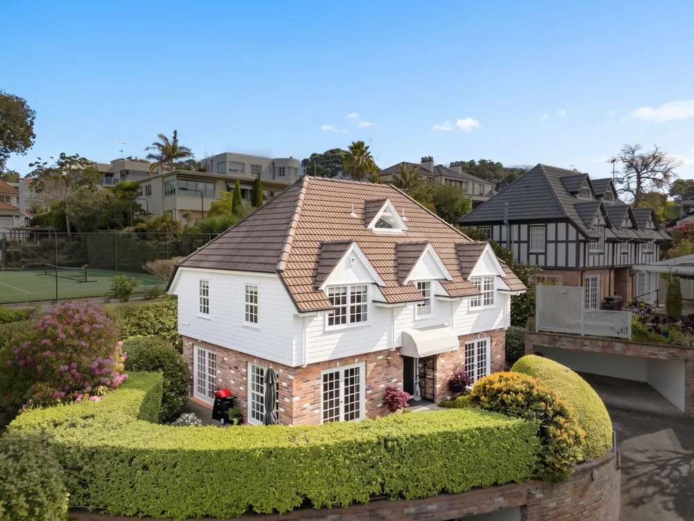 Photos of 4A/59 Victoria Avenue
