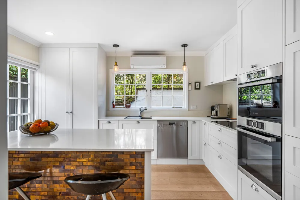 Photos of 4A/59 Victoria Avenue