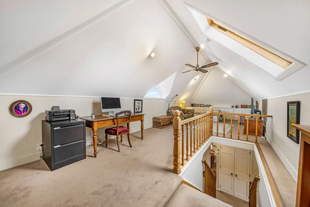 Photos of 4A/59 Victoria Avenue