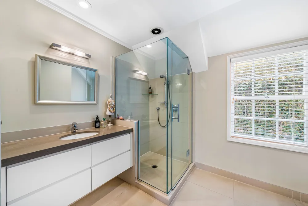 Photos of 4A/59 Victoria Avenue