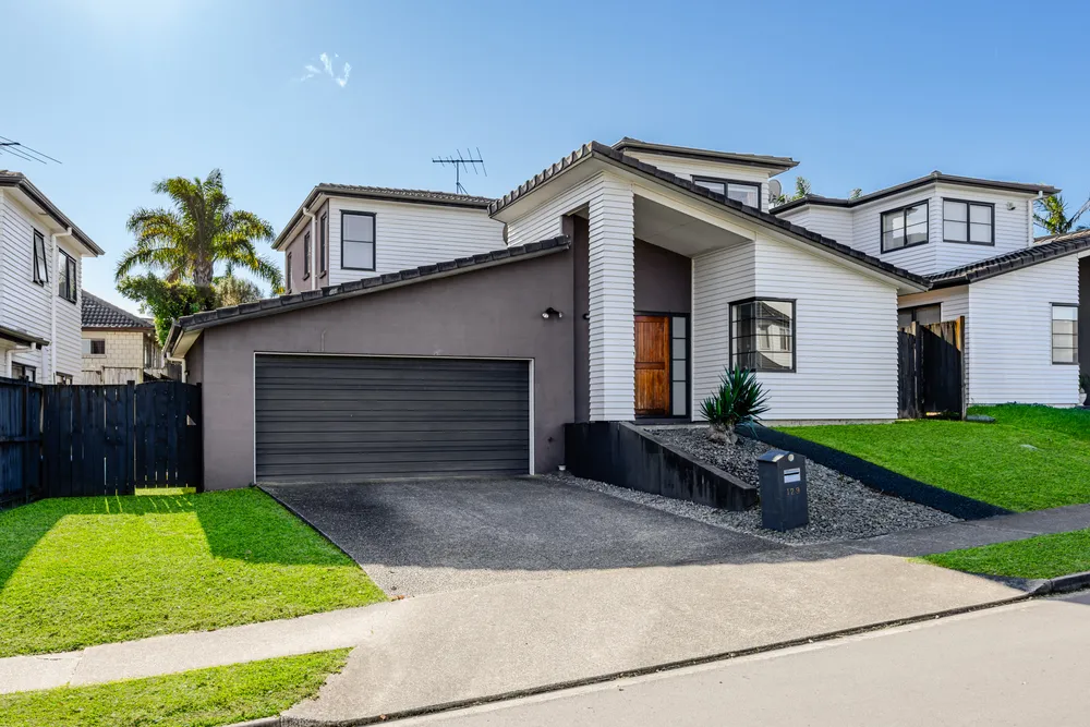 Photos of 129 Cyril French Drive