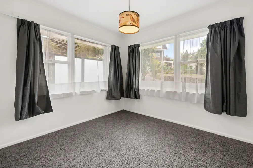 Photos of 31 Glenn Terrace
