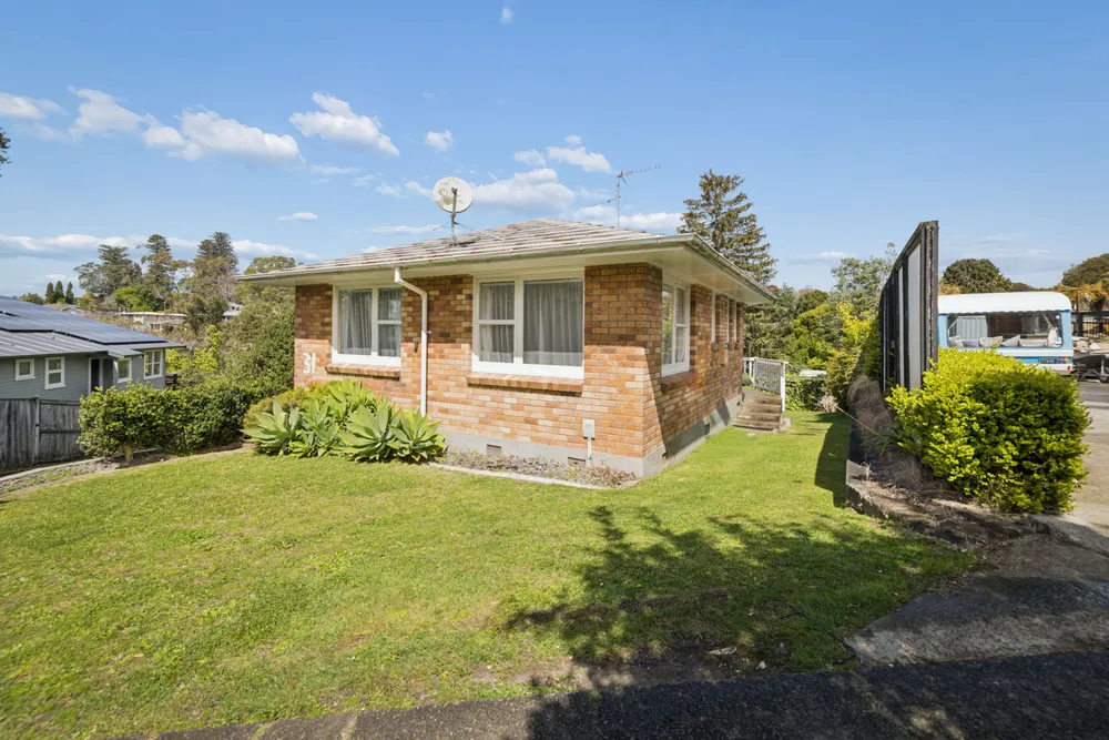 Photos of 31 Glenn Terrace