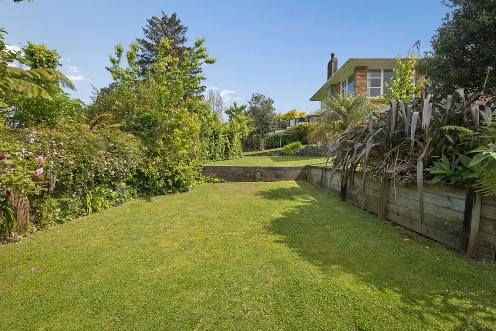 Photos of 31 Glenn Terrace