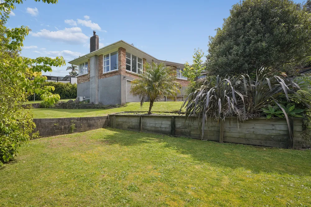 Photos of 31 Glenn Terrace