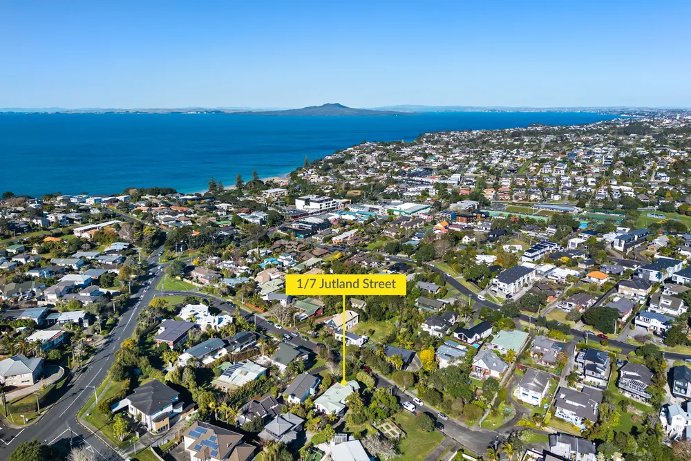 Photos of 1/7 Jutland Street