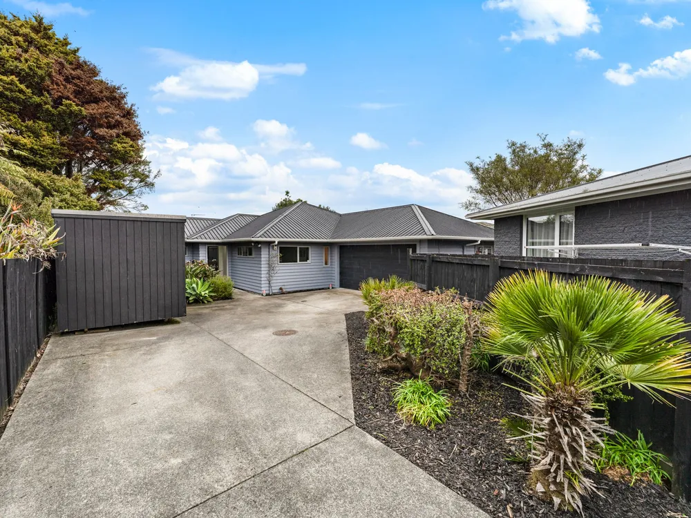 Photos of 55A Fernaig Street