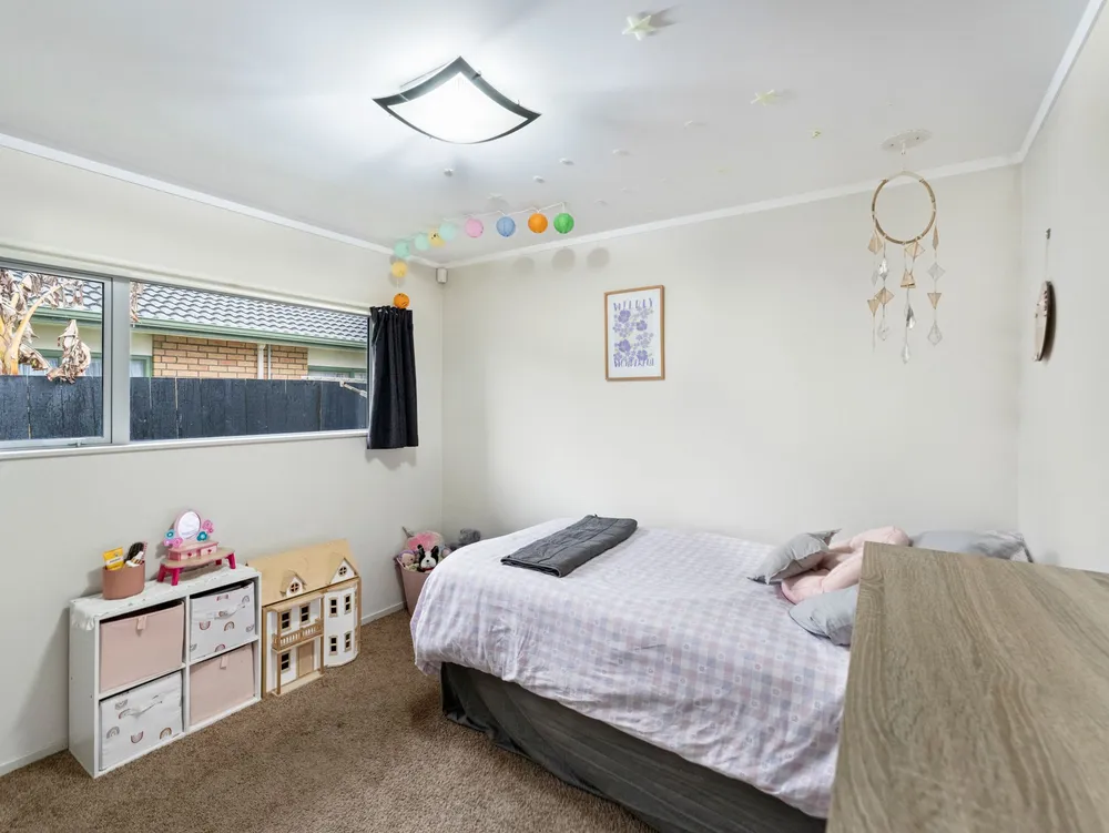 Photos of 55A Fernaig Street