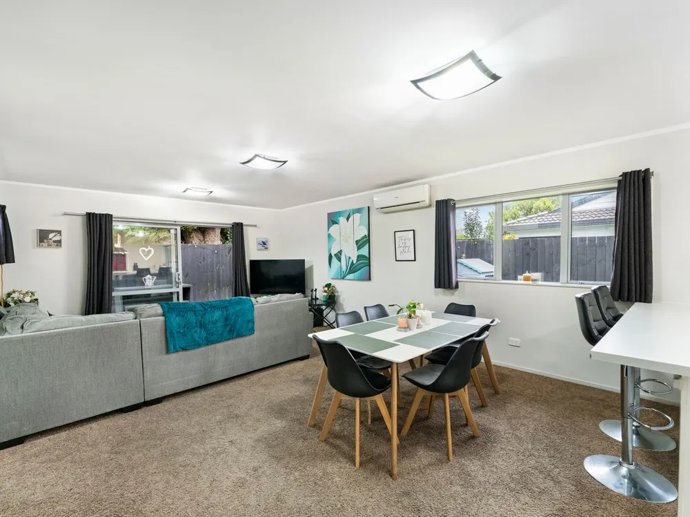 Photos of 55A Fernaig Street