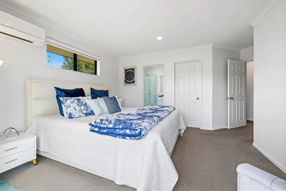 Photos of 545 Chapel Road