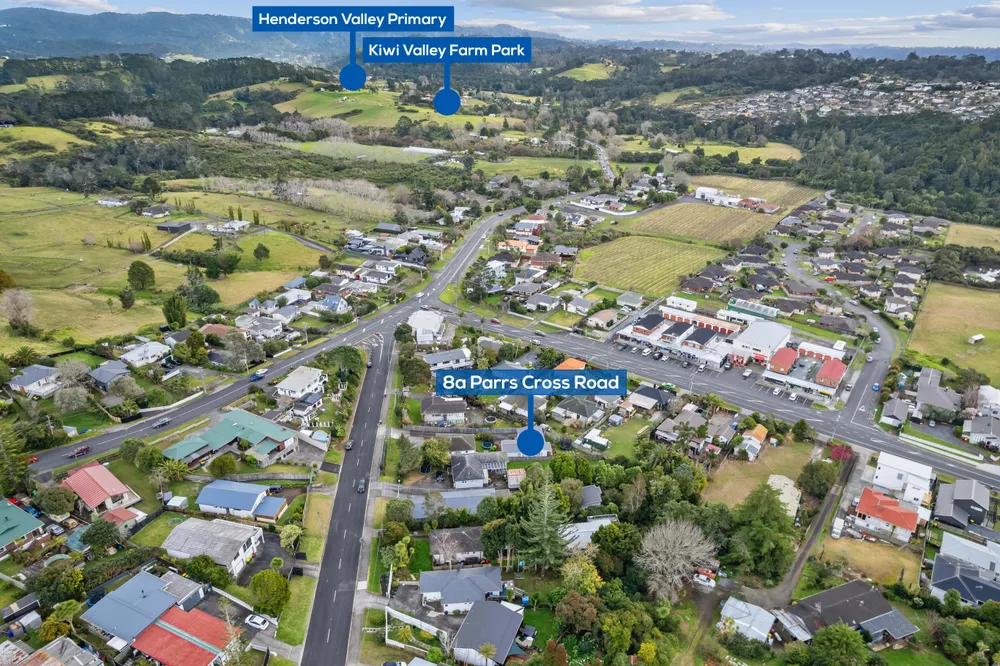 Photos of 8A Parrs Cross Road