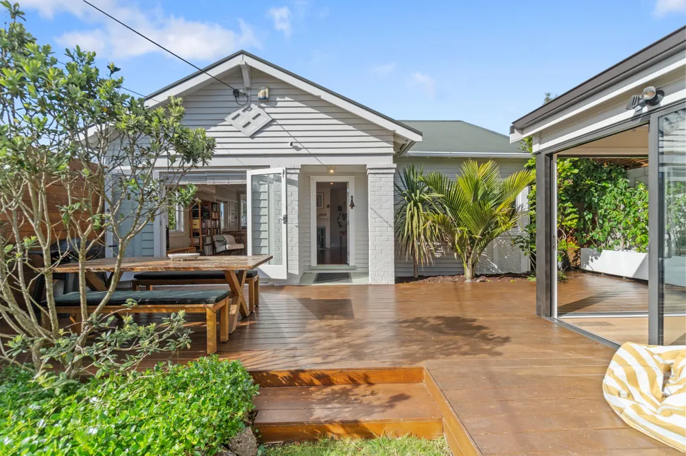 Photos of 23 Archibald Road