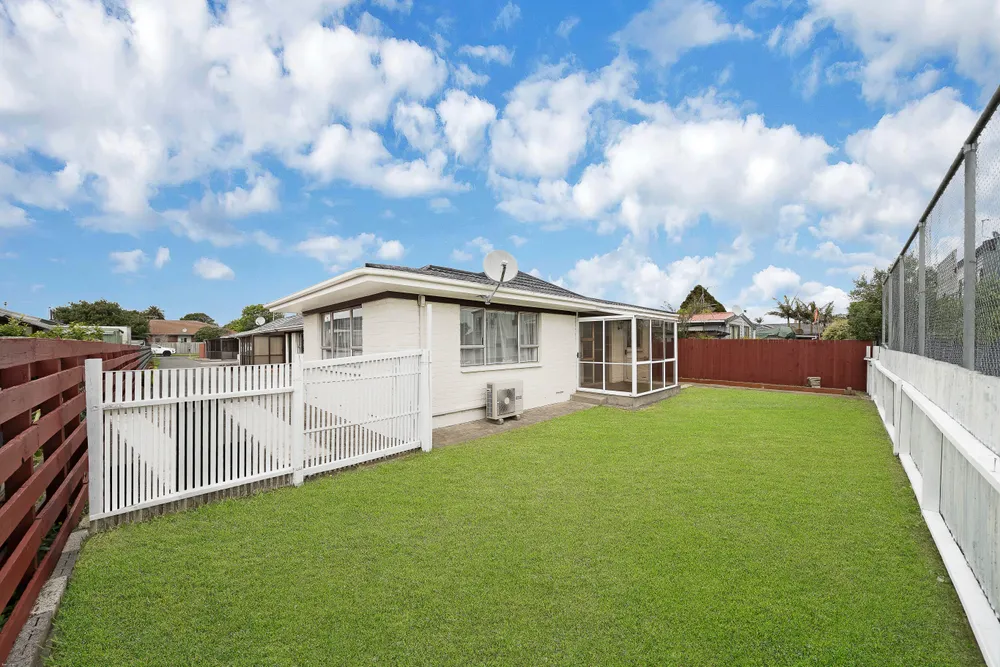 Photos of 3/66 Glen Avenue