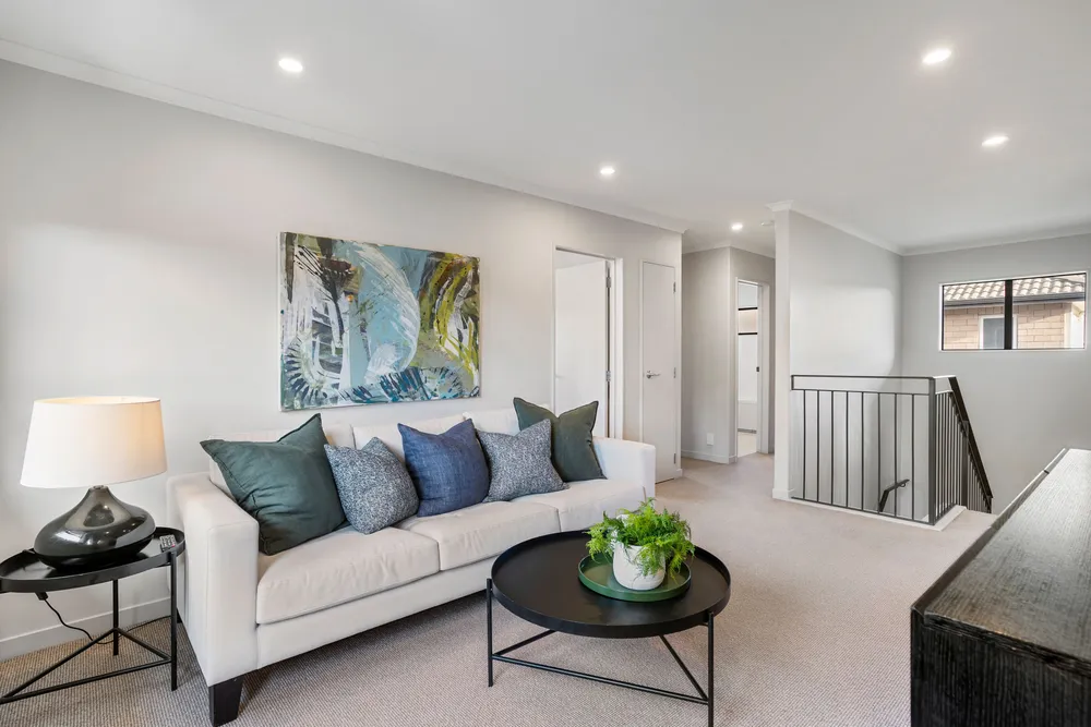 Photos of 15 Tihi Street