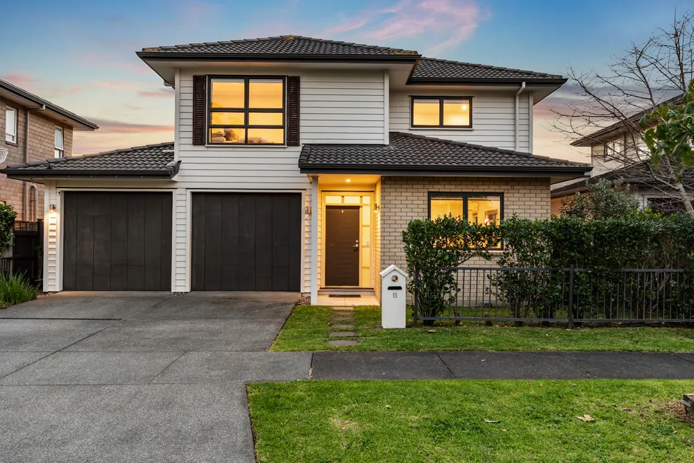 Photos of 15 Tihi Street