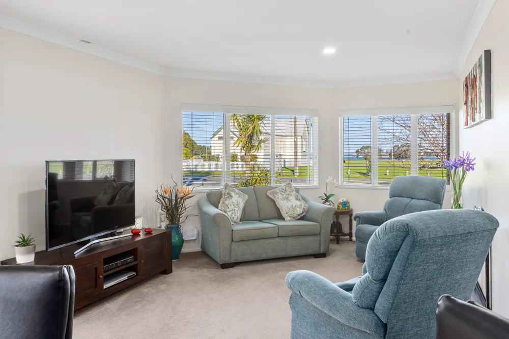 Photos of 534 Leigh Road