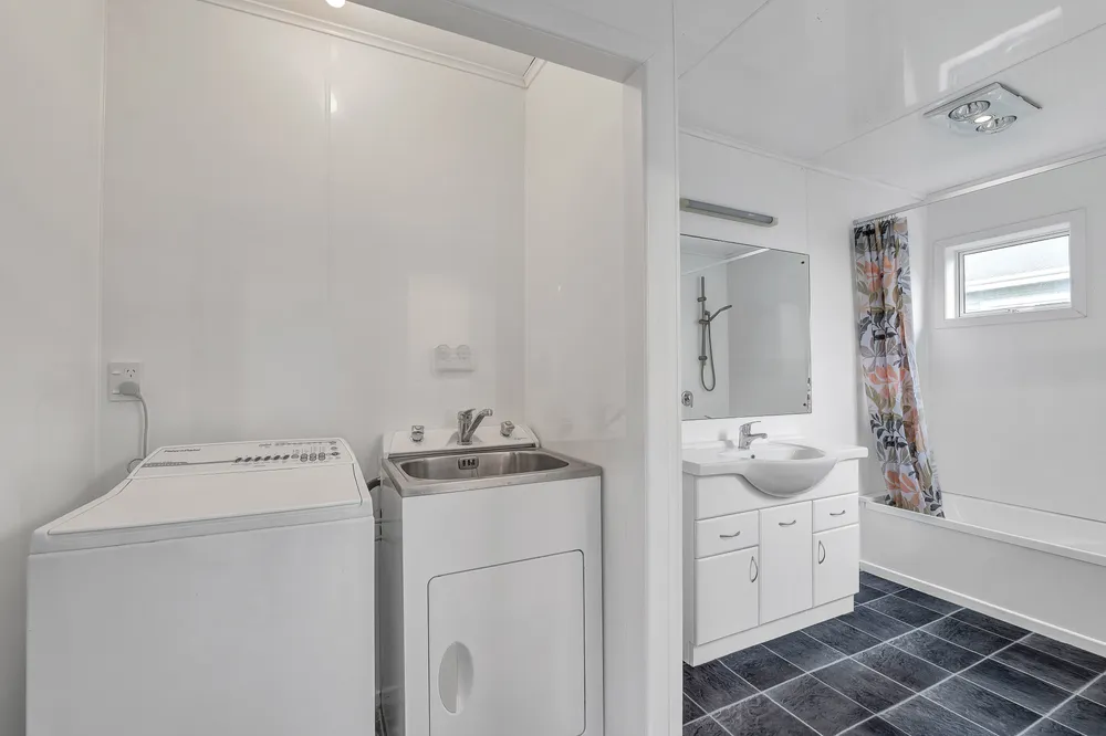 Photos of 33 Beach Street