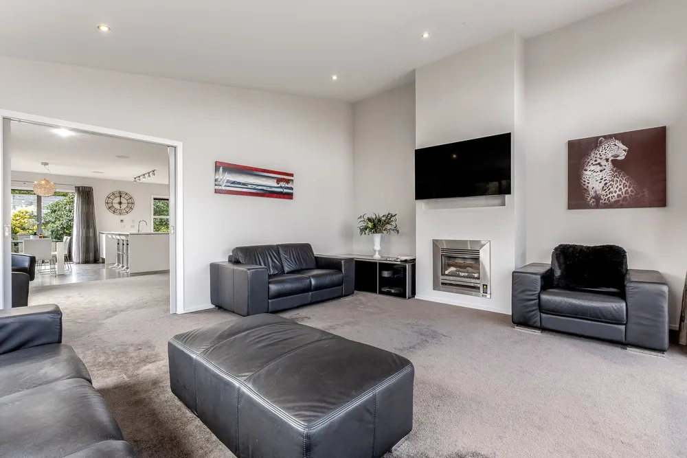 Photos of 2 Nelson Avenue