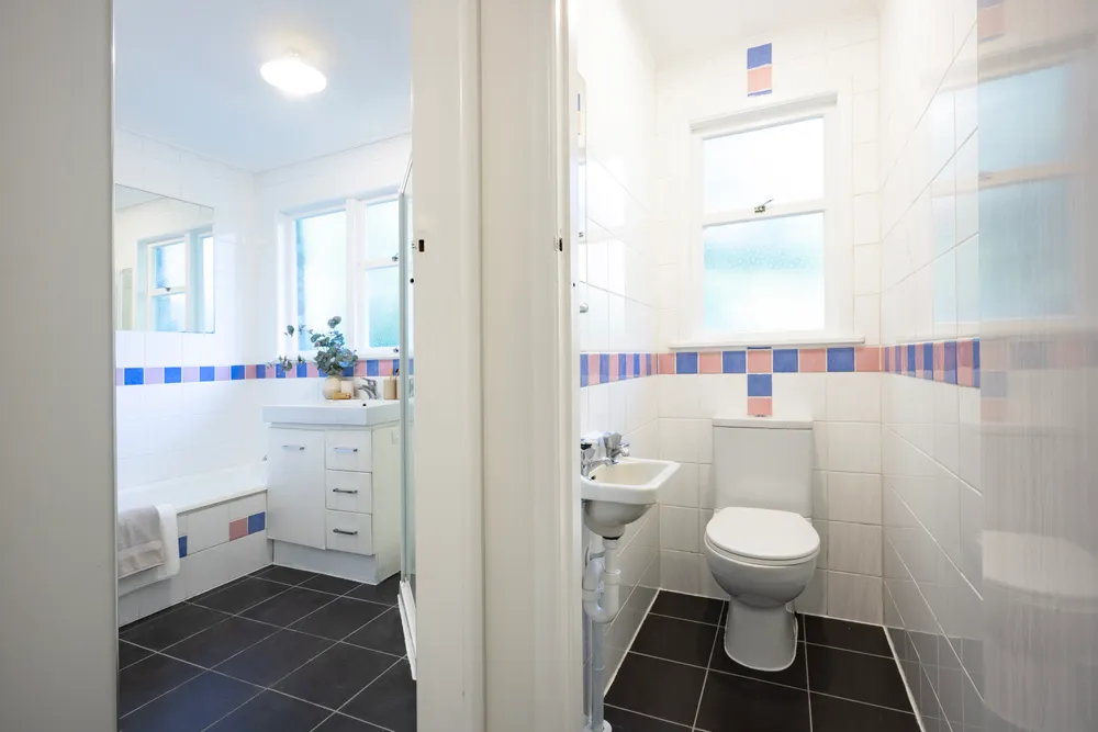 Photos of 519 South Titirangi Road