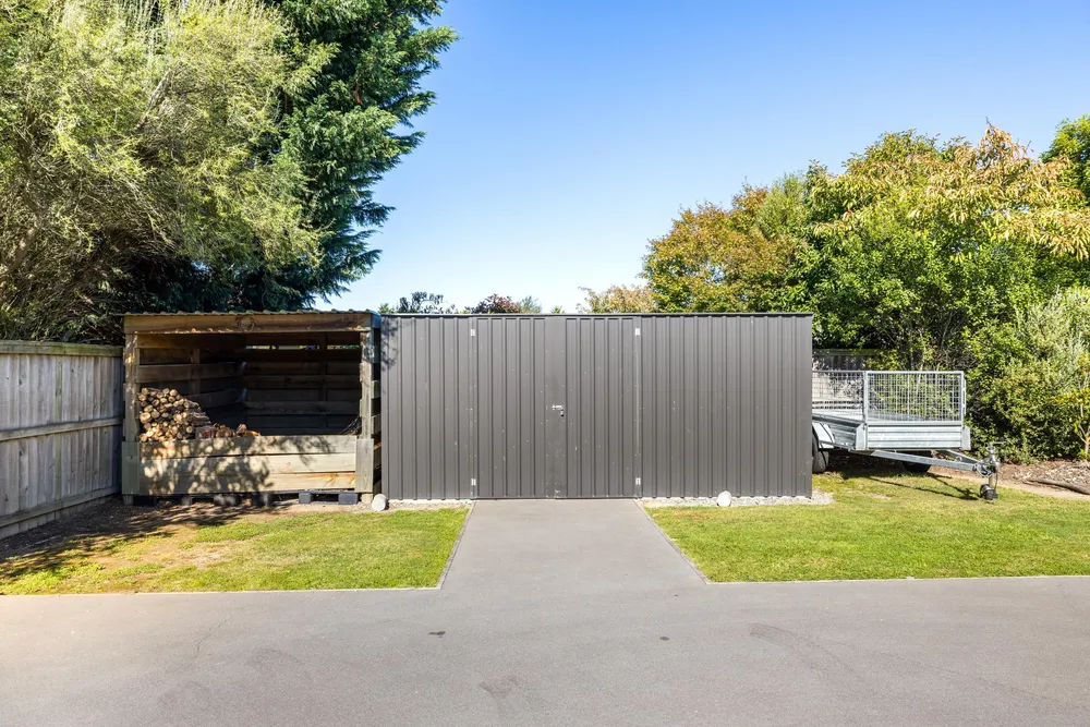 Photos of 219 Lowes Road