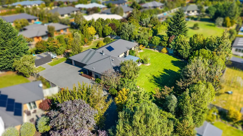 Photos of 219 Lowes Road