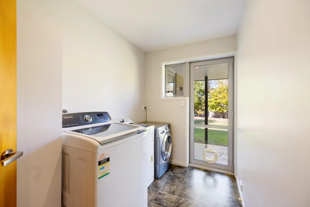 Photos of 219 Lowes Road