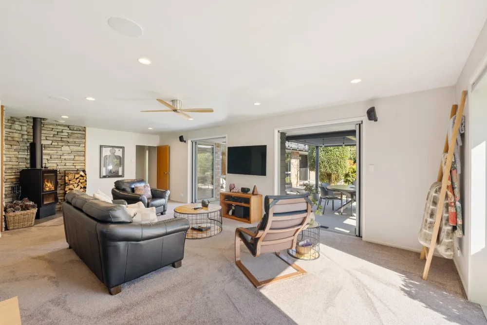 Photos of 219 Lowes Road