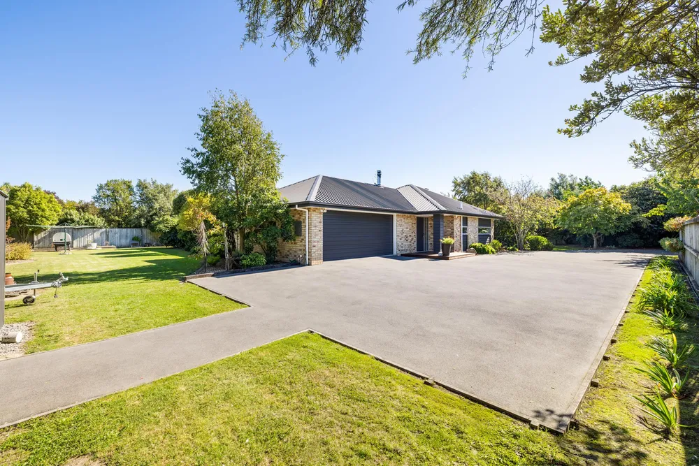 Photos of 219 Lowes Road