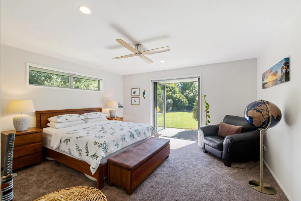 Photos of 219 Lowes Road