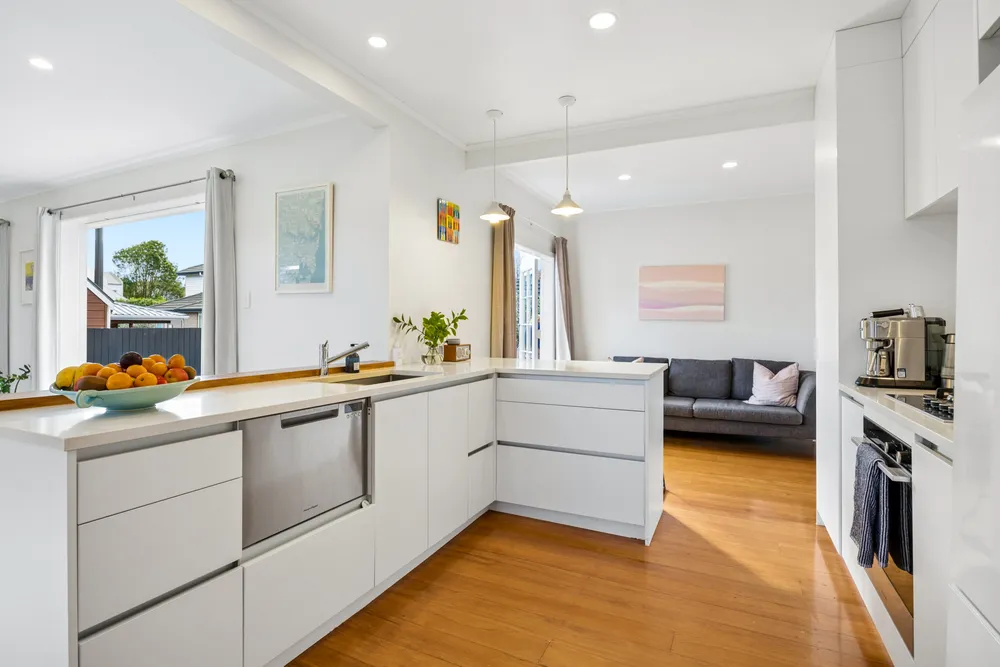 Photos of 117 Pah Road