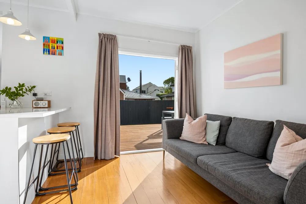 Photos of 117 Pah Road