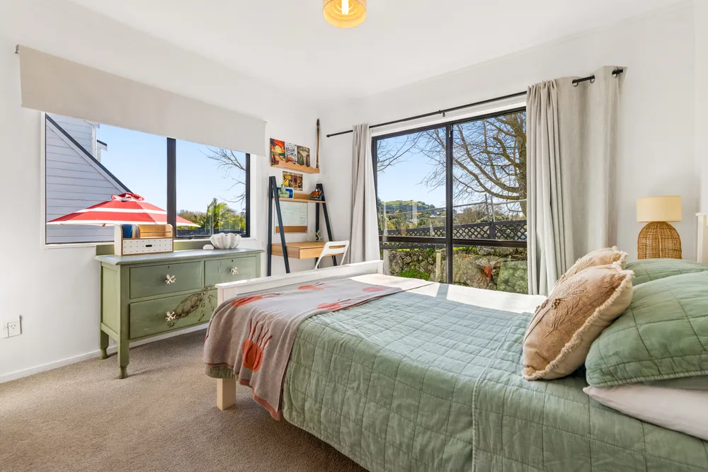 Photos of 17C Wilding Avenue
