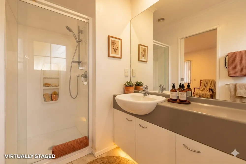Photos of 92 Riverton Drive