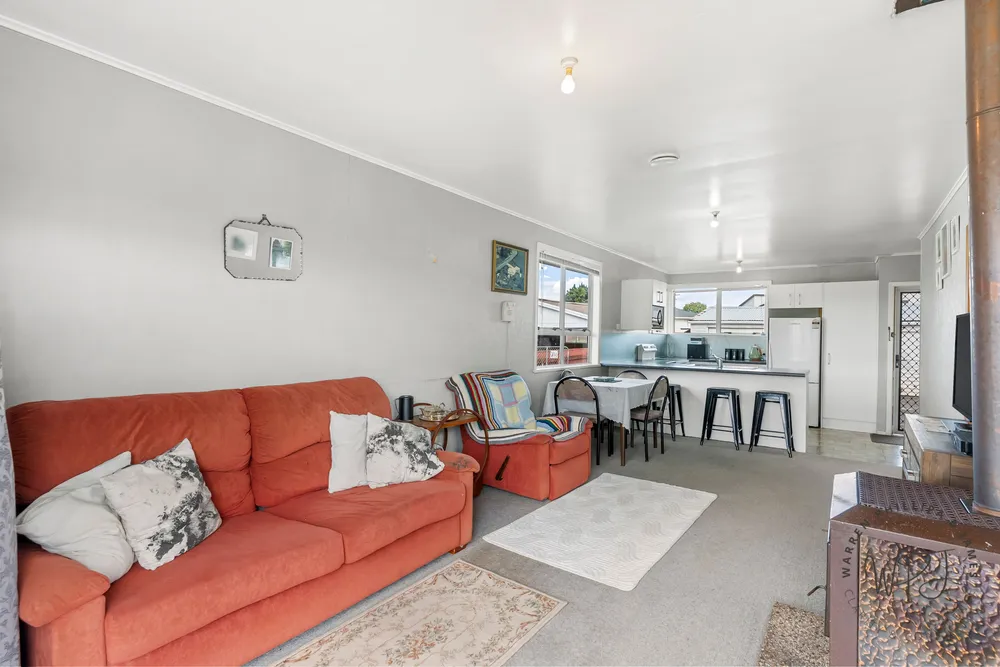 Photos of 7 Eastburn Street
