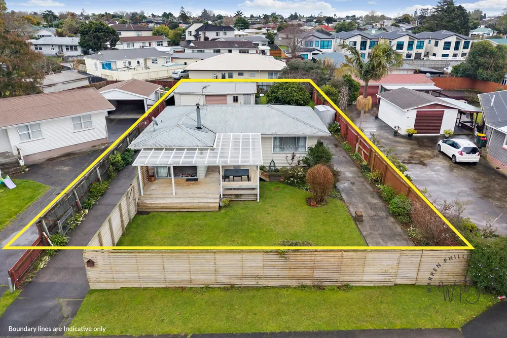 Photos of 7 Eastburn Street