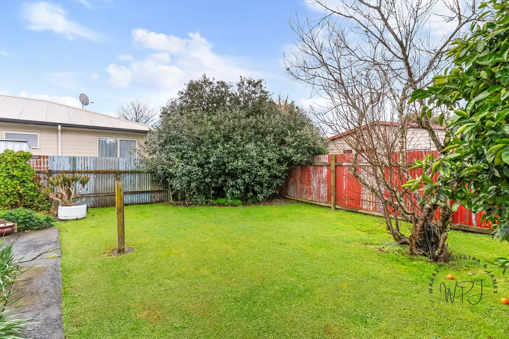 Photos of 7 Eastburn Street