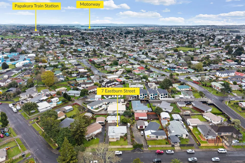 Photos of 7 Eastburn Street