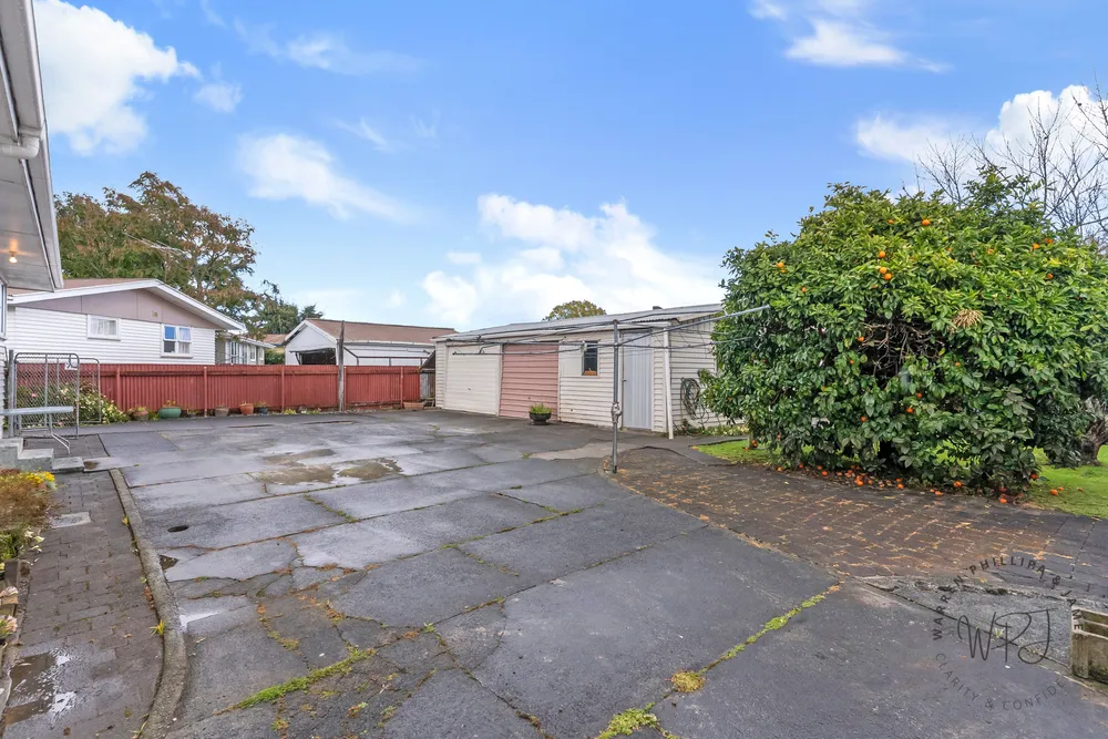 Photos of 7 Eastburn Street