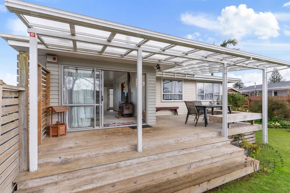 Photos of 7 Eastburn Street