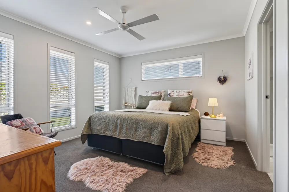 Photos of 17 Olney Court