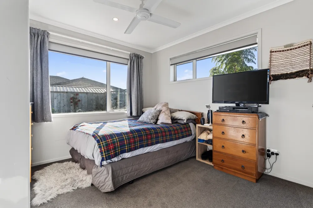 Photos of 17 Olney Court