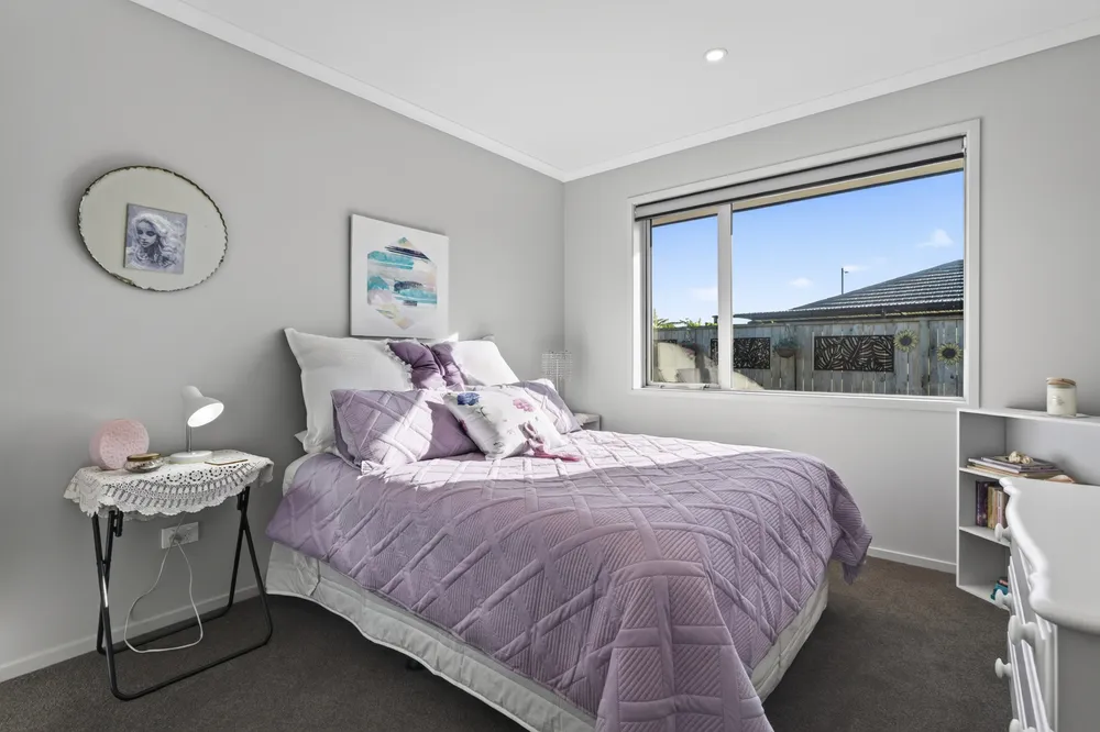 Photos of 17 Olney Court
