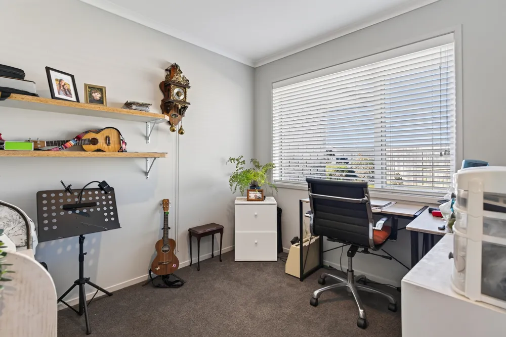 Photos of 17 Olney Court
