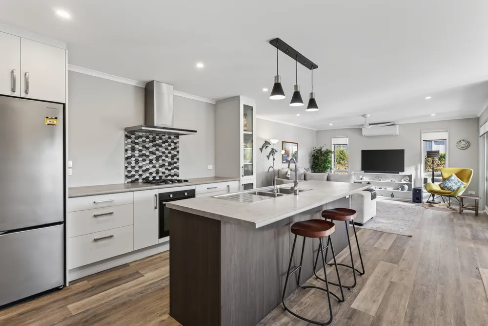 Photos of 17 Olney Court