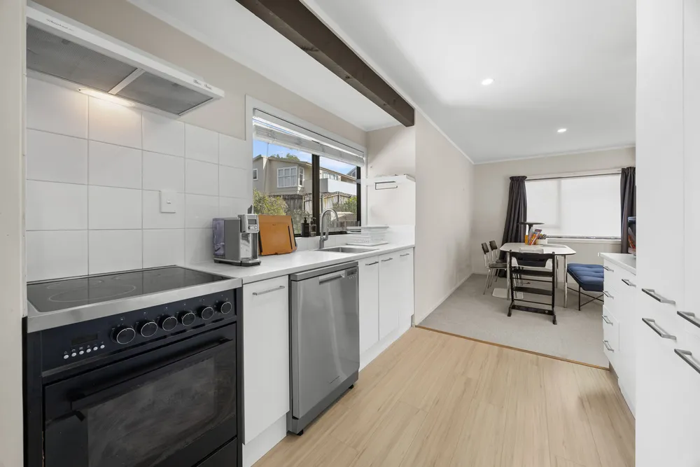 Photos of 52A Ballarat Street