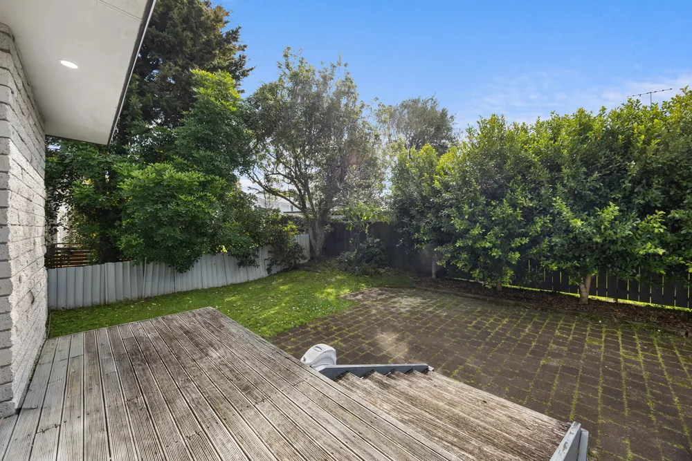 Photos of 52A Ballarat Street