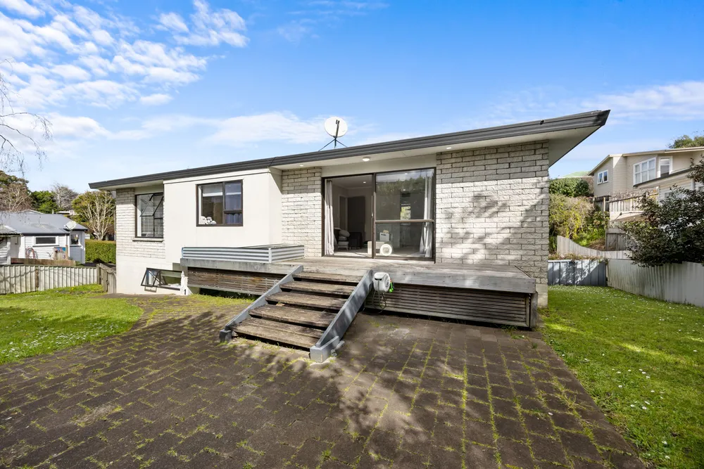 Photos of 52A Ballarat Street