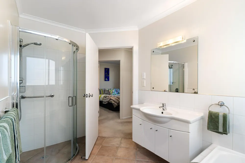 Photos of 13 Roger Street